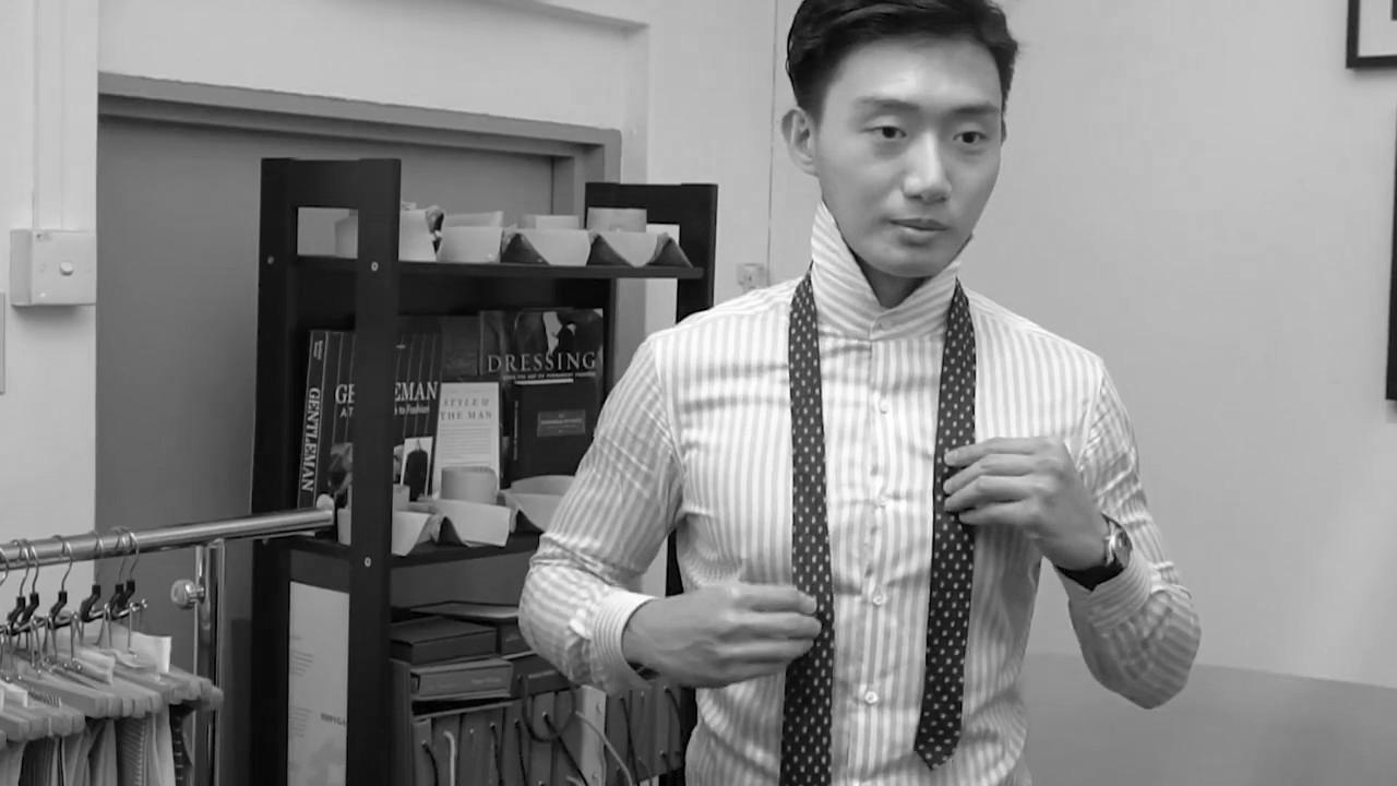 How to tie a Full Windsor Knot